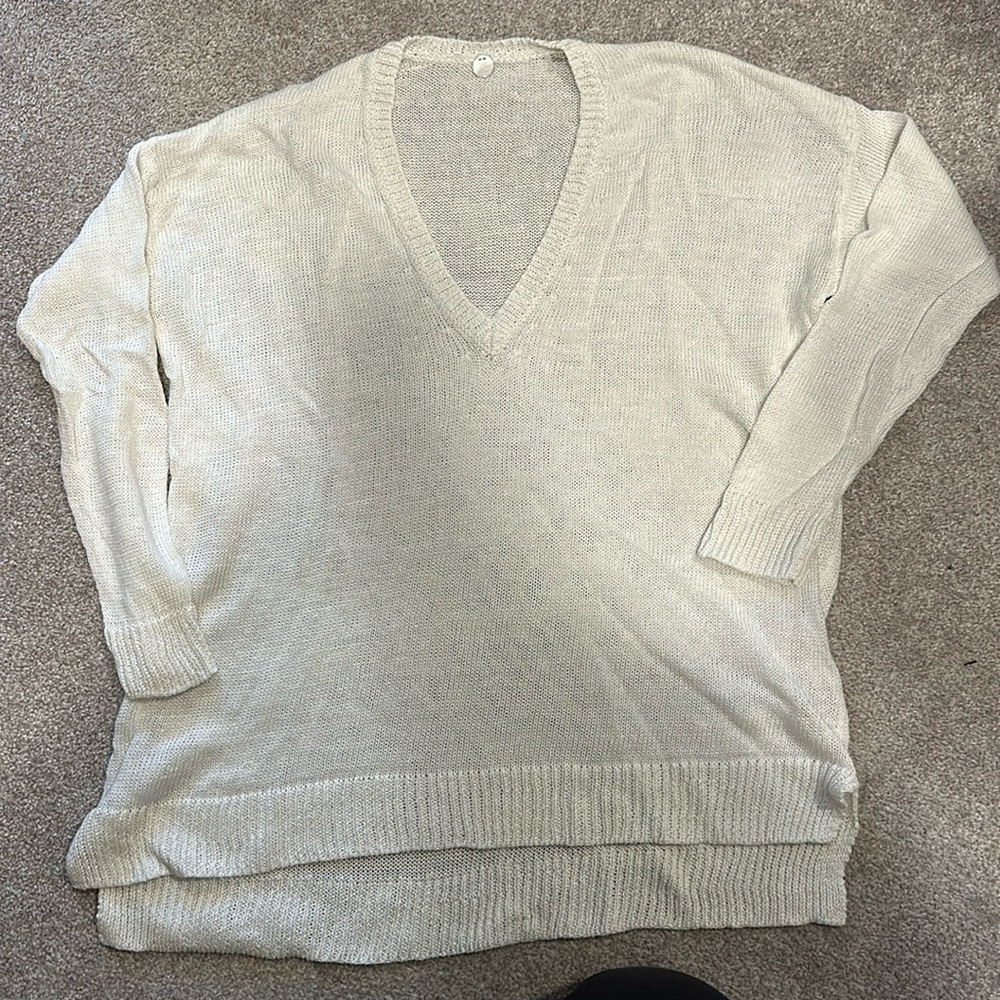 Margaret O’Leary Linen Sweater v neck